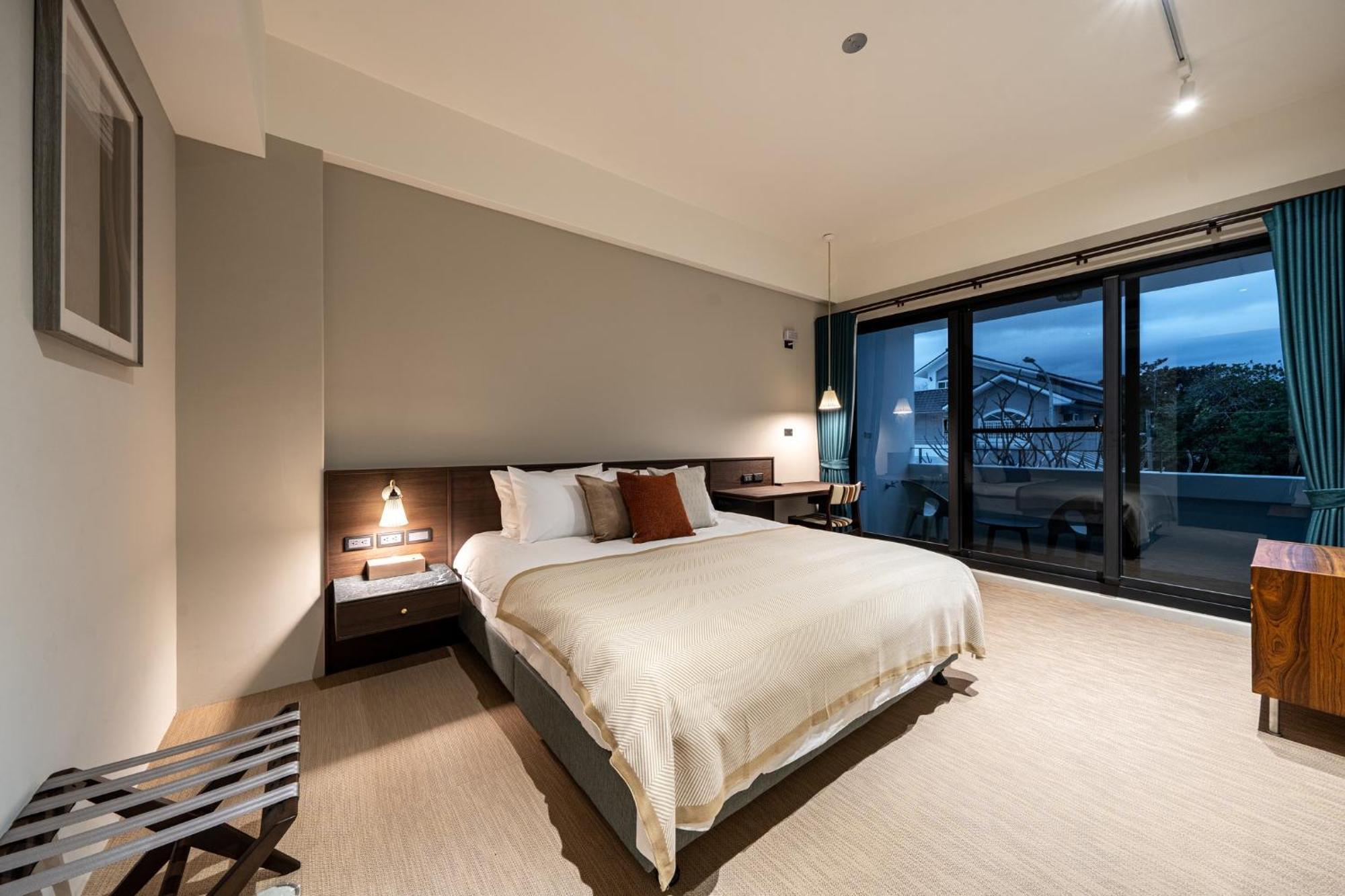 廷海特潮流民宿 L 近鐵花村 L 自助入住 T'ai-tung Exterior foto